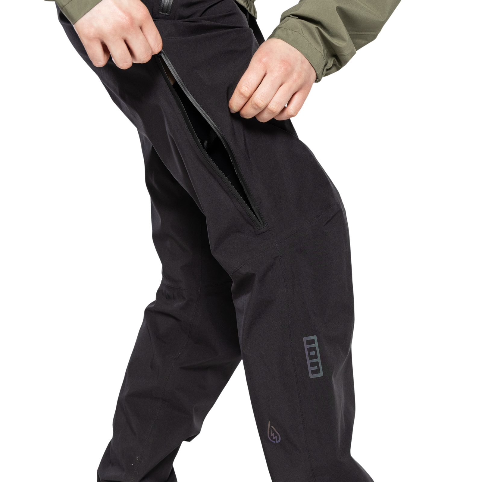 ION Shelter Lite 2.5L Fahrradhose in schwarz mit Belüftungsreißverschluss für Mountainbiking