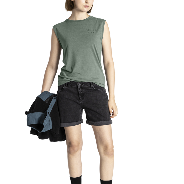 ION_Bike_Tank-Seek-women_Model-Pictures_3