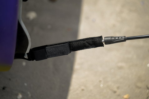ION Wing Board Leash Core Coiled Hip velcro belt and connector detail in black