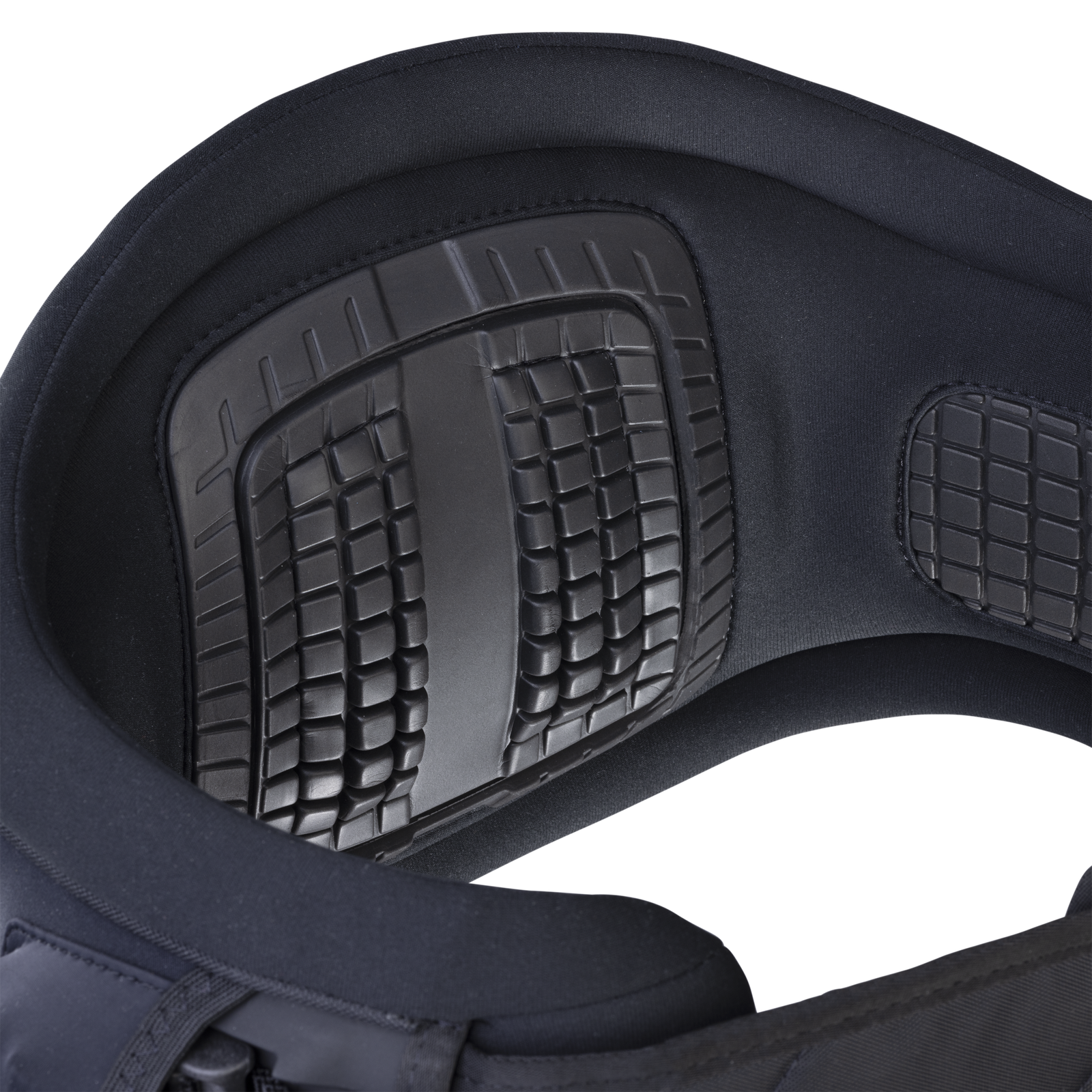 ION Riot Curv waist harness in black – Ergo Pad back plate detail with CURV composite construction
