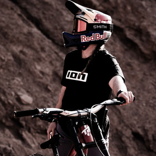 ION_Bike_Bike-Jersey-Logo-SS-DR-women_Model-Pictures_3