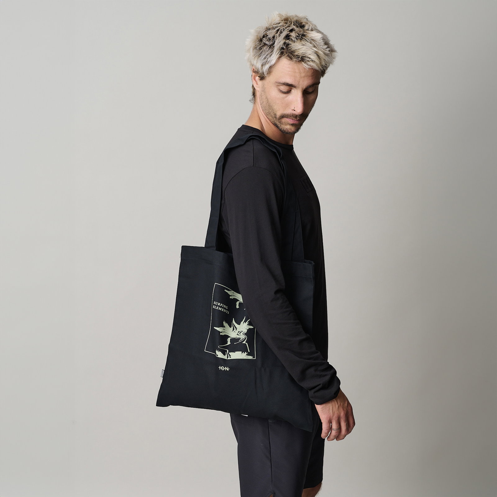 ION Tote Bag Premium organic cotton canvas tote 44x42cm in black with Surfing Elements graphic print