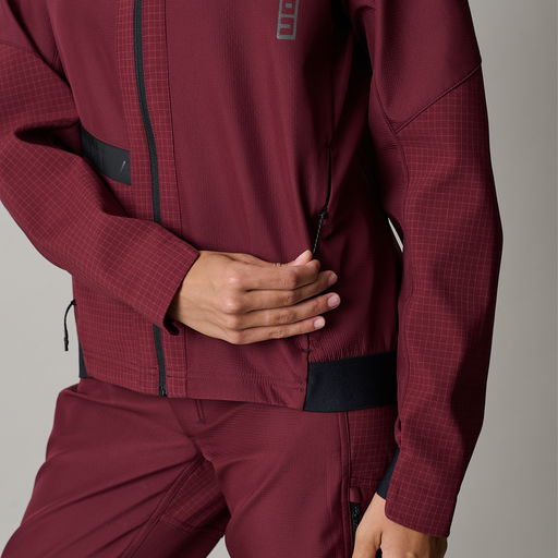 ION_Bike_Bike-Jacket-Shelter-2L-Softshell-women_Model-Pictures_4