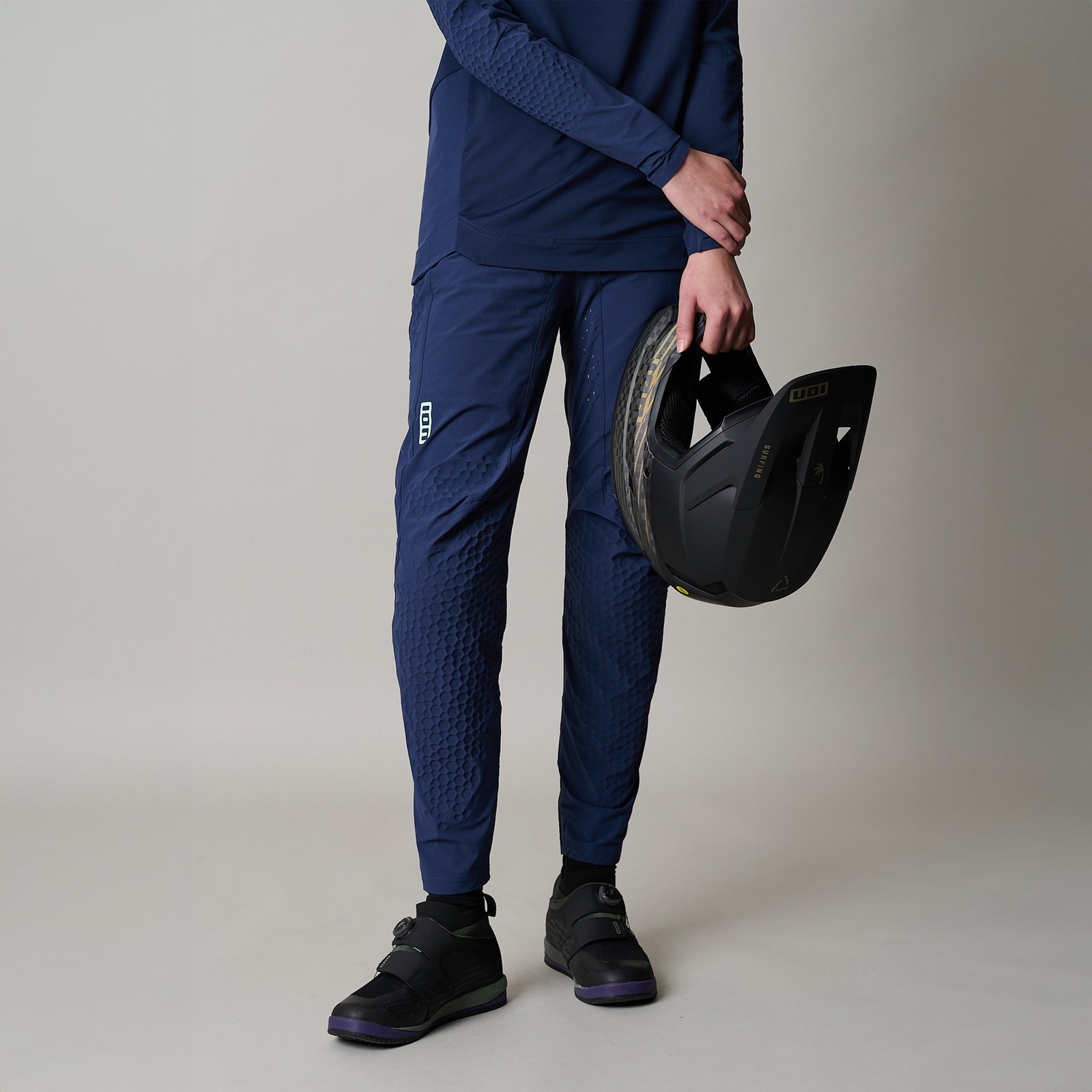 Buy MTB Pants GRDXKN® Scrub Select Unisex online | MTB Clothing