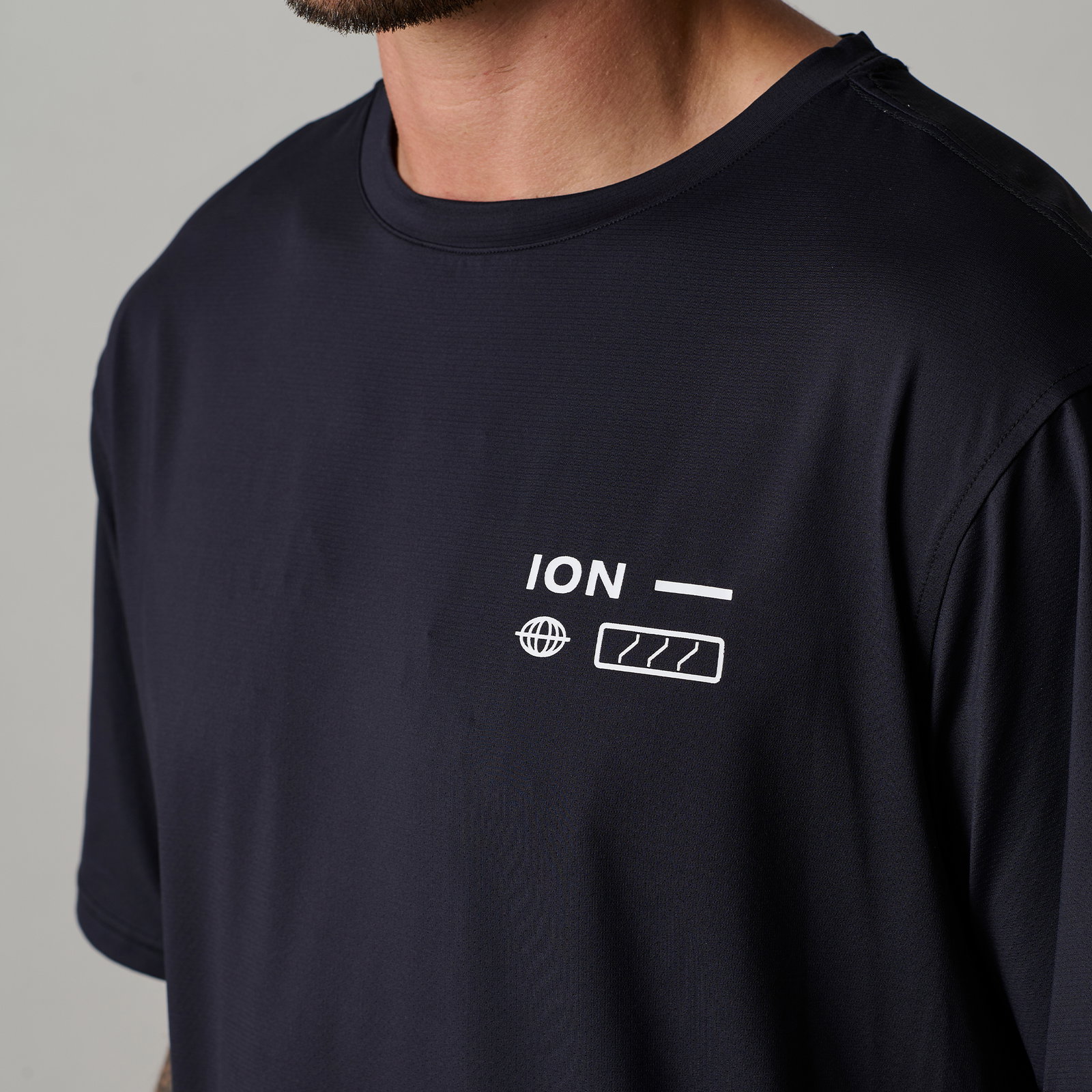 ION Bike Ionic Graphic short-sleeve cycling jersey for men in dark navy with chest graphic