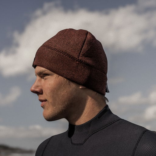 ION_Water_Wooly-Beanie_Model-Pictures_1