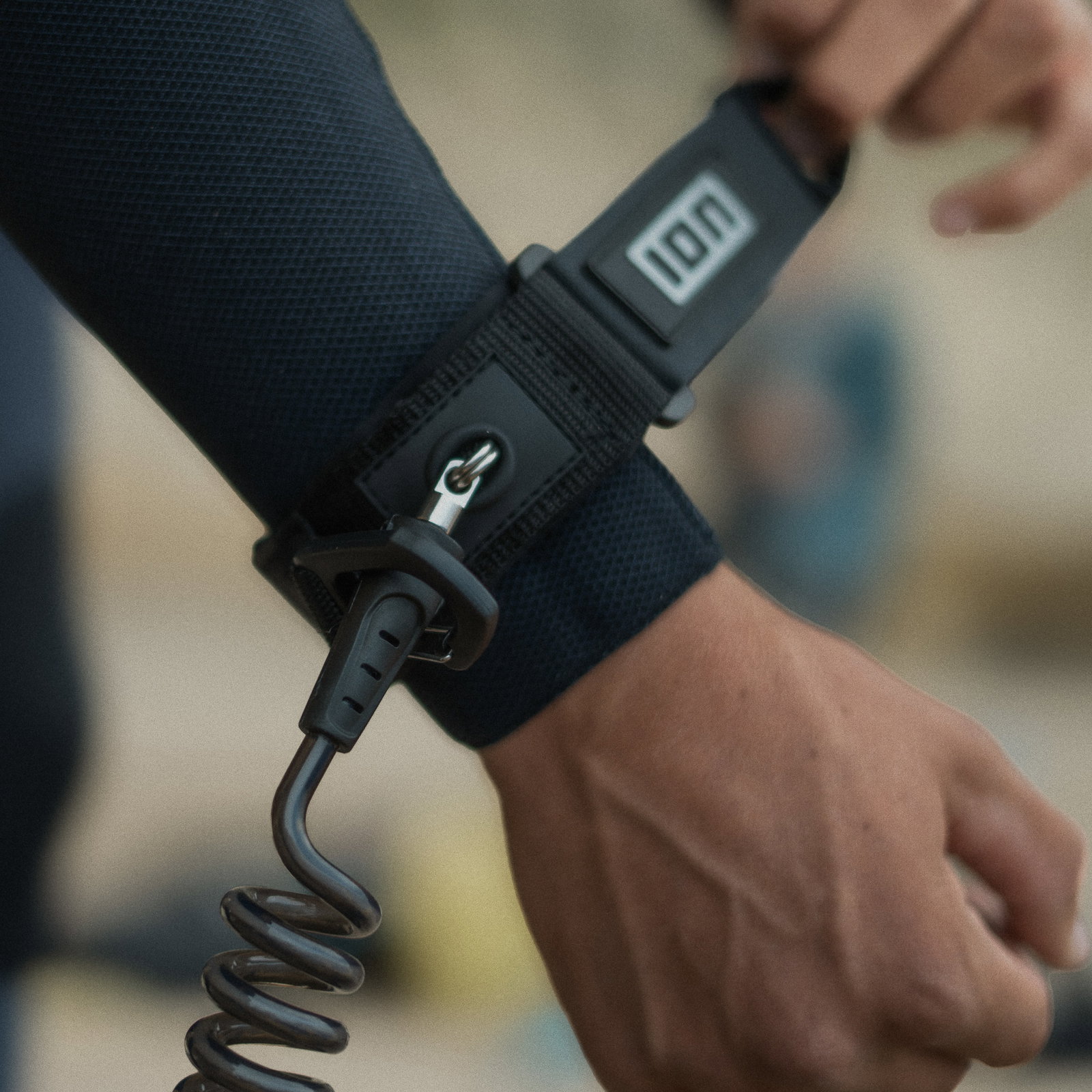 Wing Leash Core Coiled Wrist | ION Water