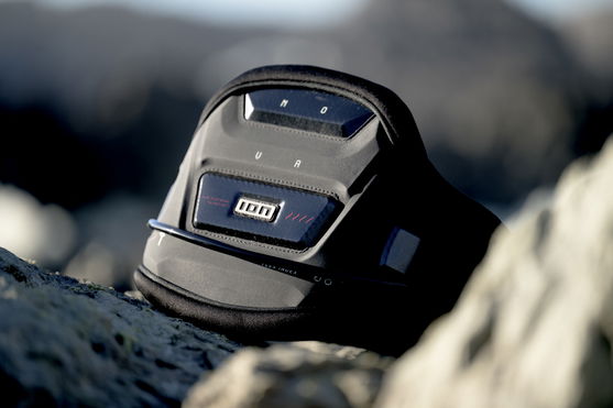 ION_Water_Waist-Kite-Nova_Action-Shots_10