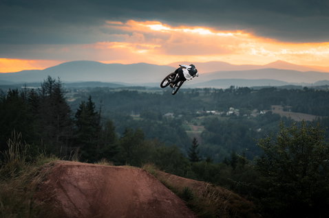 ION Bike ARCON HD Pro chest protector during freeride mountain biking at golden hour