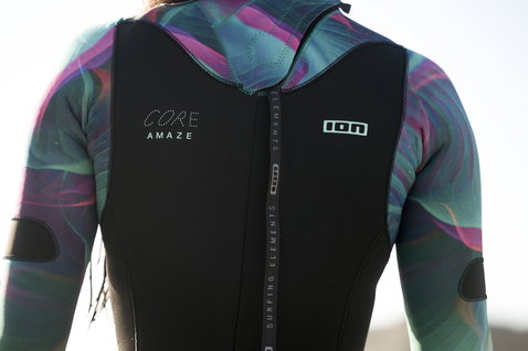 ION Amaze Core muta neoprene 5/4mm back-zip in nero, verde acqua e viola – dettaglio retro