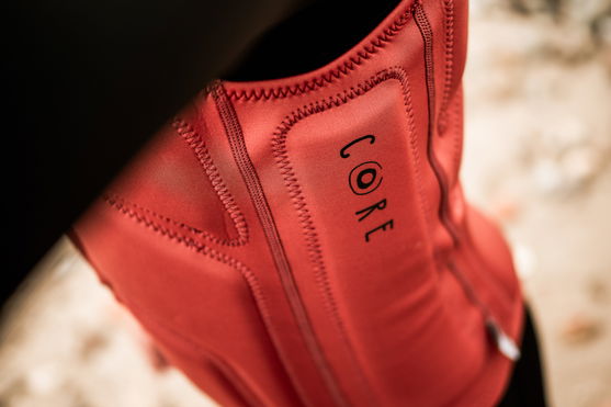 ION_Water_Collision-Vest-Core-Front-Zip-men_Action-Shots_2