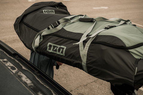 ION_Water_Gearbag-Wing-Core_Action-Shots_7