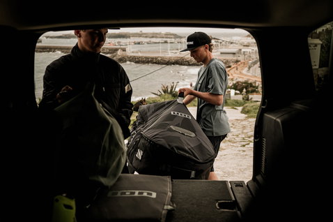 ION_Water_Wing-Boardbag-Tec_Action-Shots_6