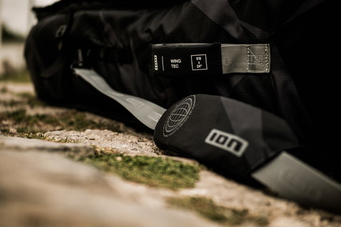 ION_Water_Wing-Boardbag-Tec_Action-Shots_3