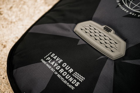ION_Water_Wing-Boardbag-Tec_Action-Shots_2