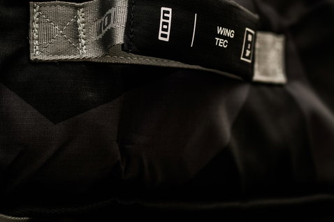 ION_Water_Wing-Boardbag-Tec_Action-Shots_9