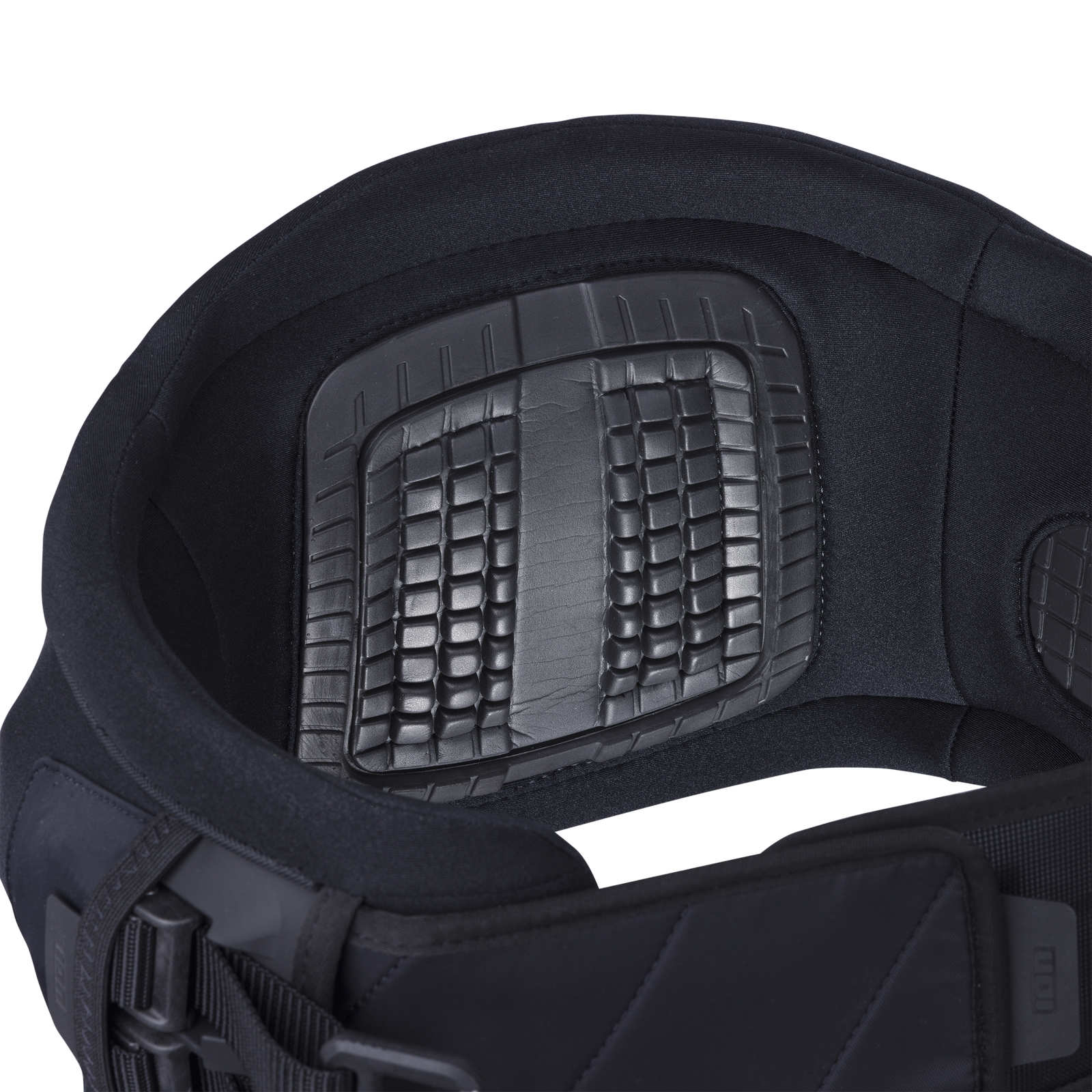 ION Icon Curv waist harness in black with CURV® hard shell back plate detail