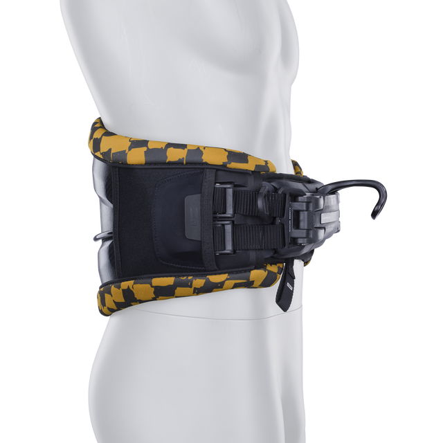 ION_Water_Riot-Curv_Model-Pictures_8