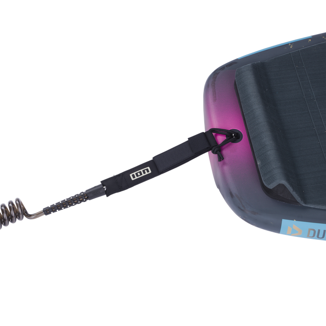 ION_Water_Wing-Board-Leash-Core-Coiled-Knee_Model-Pictures_4