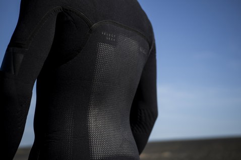 ION Seek Select combinaison néoprène 4/3mm zip frontal homme en noir – détail dos