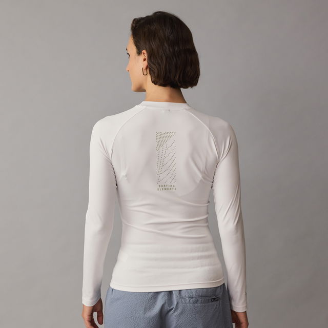 ION_Water_Rashguard-LS-women_Model-Pictures_6