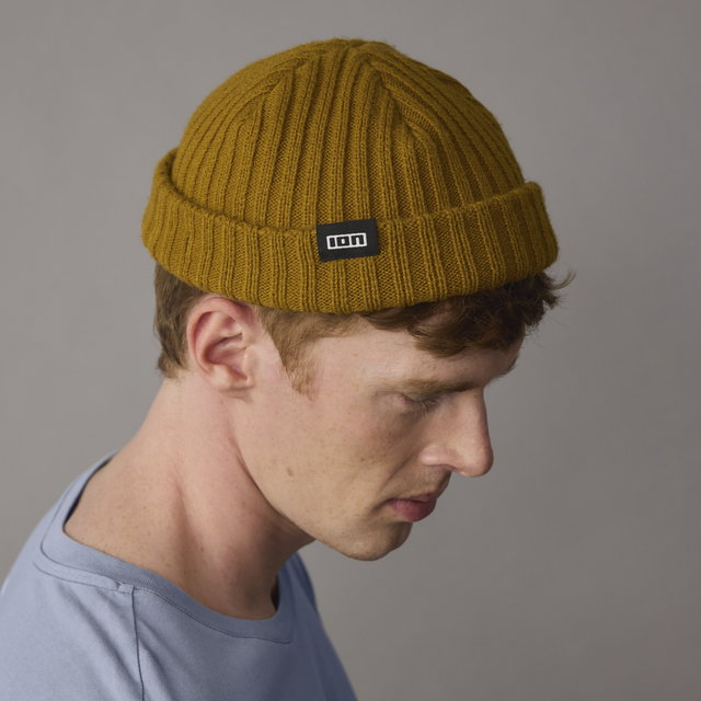 ION_Water_Beanie-Ionic-Fisherman_Model-Pictures_2