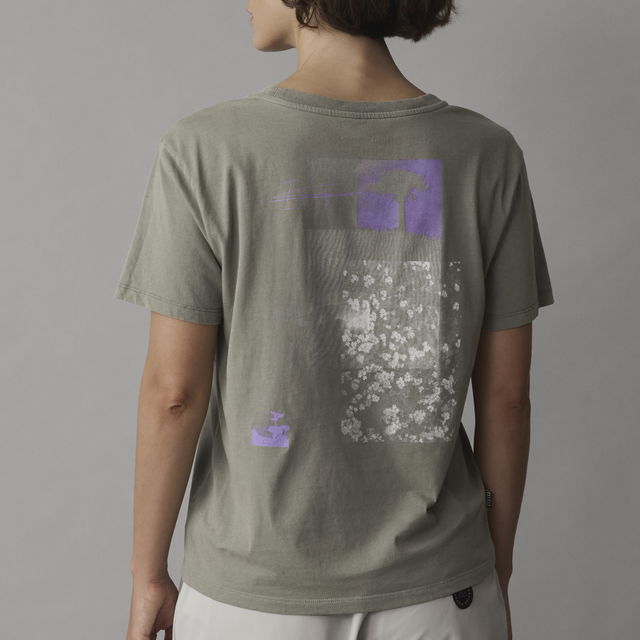 ION_Water_Tee-Graphic-SS-women_Model-Pictures_2