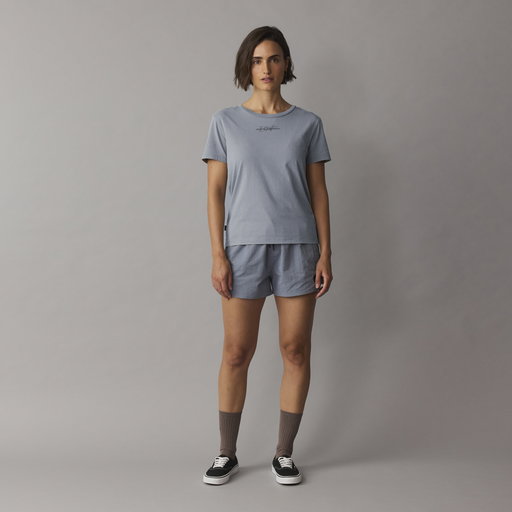 ION_Water_Tee-Graphic-SS-women_Model-Pictures_4