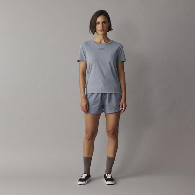 ION_Water_Tee-Graphic-SS-women_Model-Pictures_4