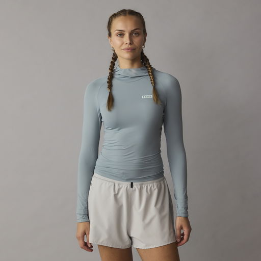 ION_Water_Rashguard-Sun-Pro-LS-women_Model-Pictures_1