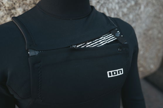 ION_Water_Static-3/2-Front-Zip-men_Action-Shots_1