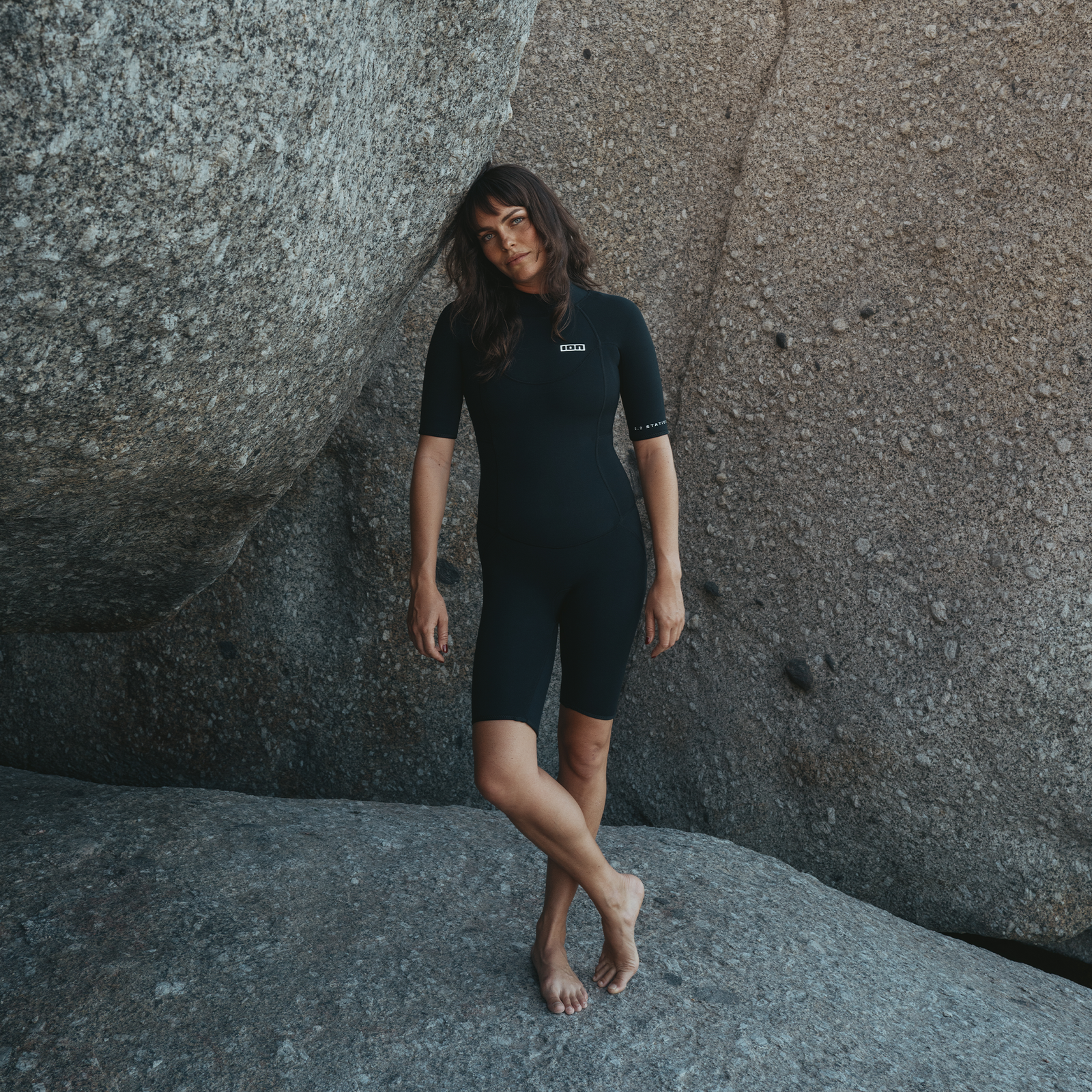 ION Static 2/2mm back-zip shorty wetsuit women in black