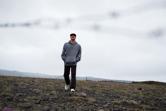 ION_Water_Hoody-Surfing-Elements-men_Action-Shots_3