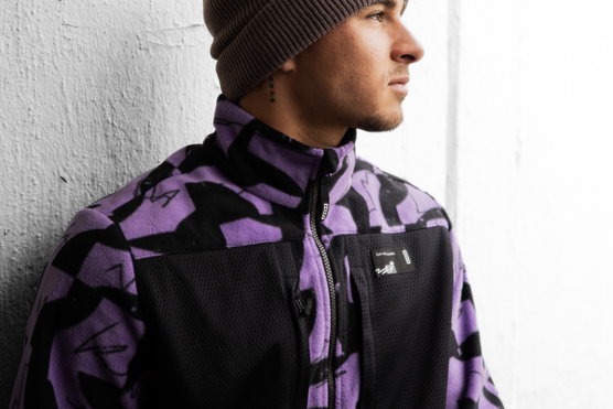 ION_Water_Jacket-HD-Fleece-unisex_Action-Shots_1