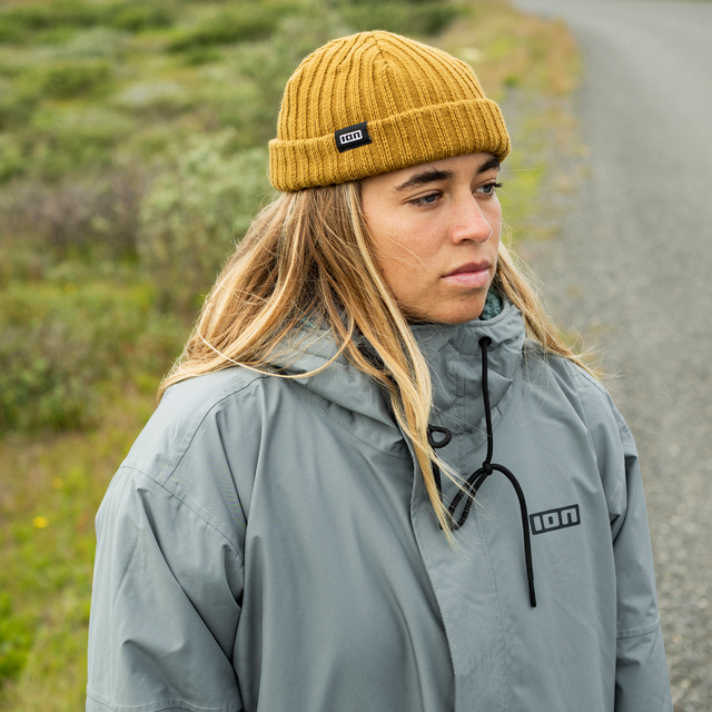 ION_Water_Beanie-Ionic-Fisherman_Model-Pictures_4