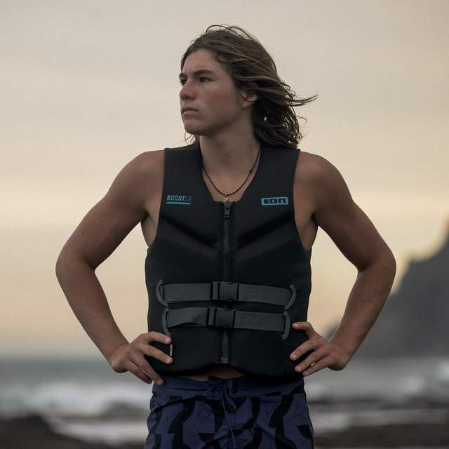 ION_Water_Booster-Vest-USCG-Front-Zip_Model-Pictures_3