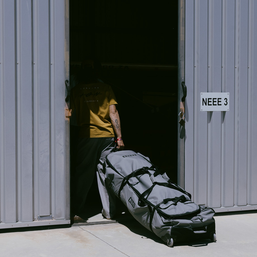 ION_Water_Kite-Gearbag-Core_Model-Pictures_1