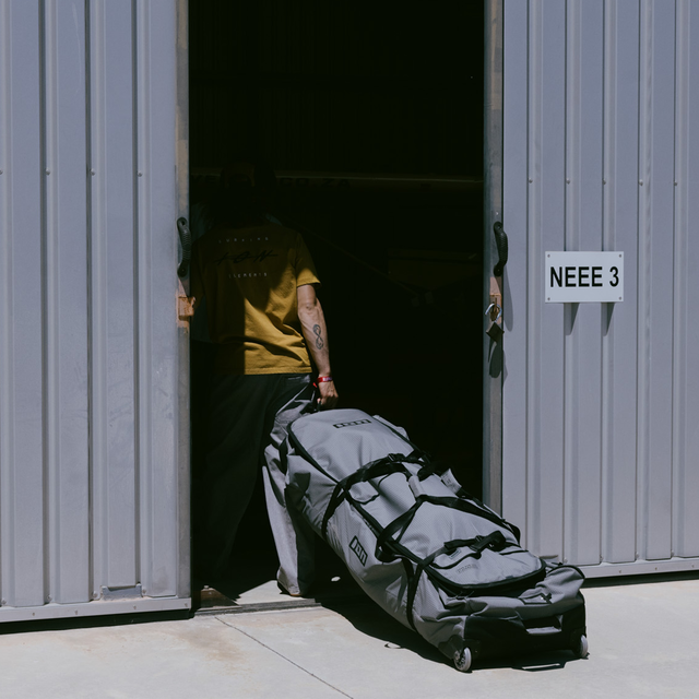 ION_Water_Kite-Gearbag-Core_Model-Pictures_1