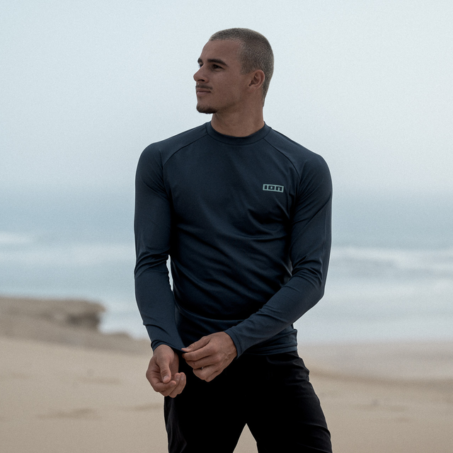 ION_Water_Rashguard-LS-men_Model-Pictures_1