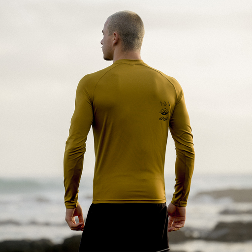 ION_Water_Rashguard-LS-men_Model-Pictures_6