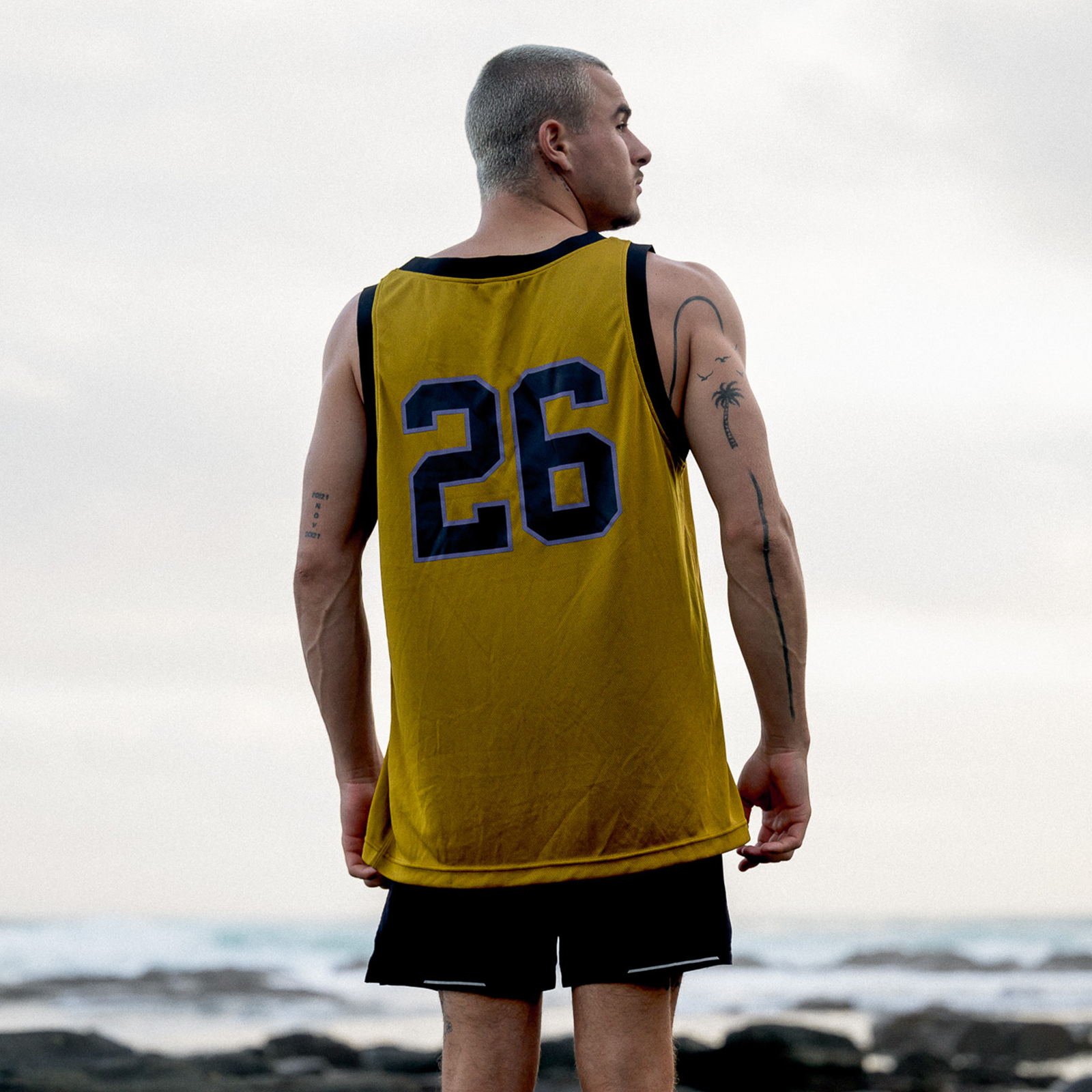 ION Water Wetshirt Basketball homme débardeur en maille doré avec numéro 26