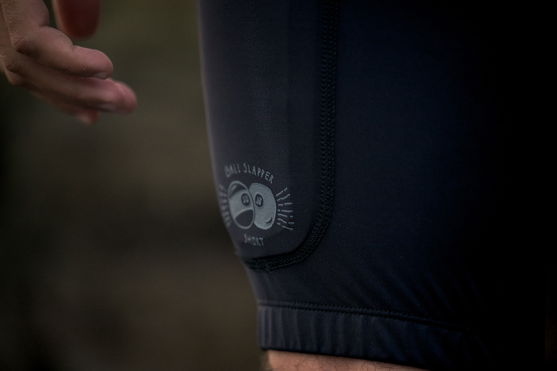 ION_Water_Ball-Slapper-X-Protection-Shorts-men_Action-Shots_1