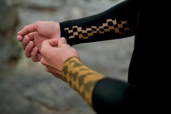 ION_Water_Neo-Top-0.5-LS-men_Action-Shots_10