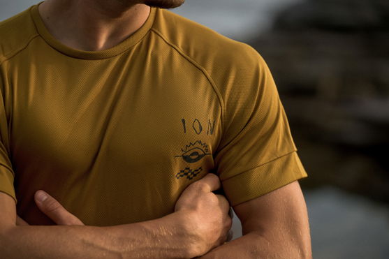 ION_Water_Wetshirt-SS-men_Action-Shots_4