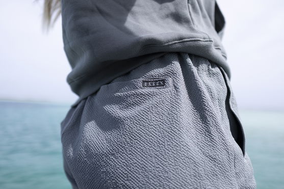 ION_Water_Boardshorts-Tally-2,5"-women_Action-Shots_4