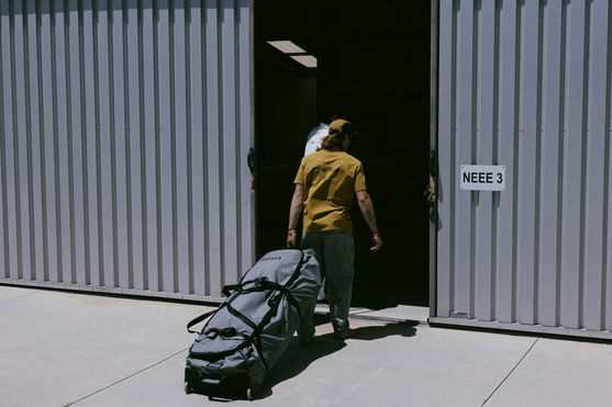 ION_Water_Surf-Boardbag-Core_Action-Shots_1