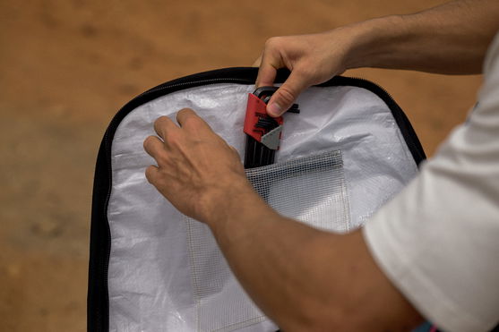 ION_Water_Twintip-Boardbag-Core_Action-Shots_5