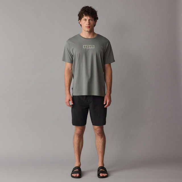 ION_Water_Tee-Ionic-SS-men_Model-Pictures_4