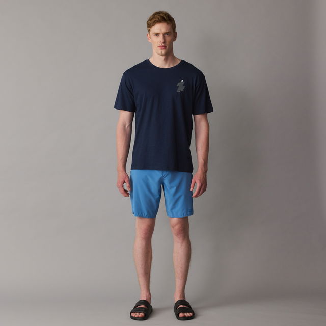 ION_Water_Tee-Addicted-SS-men_Model-Pictures_1