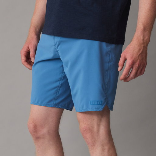 ION_Water_Boardshorts-Ionic-19"men_Model-Pictures_2